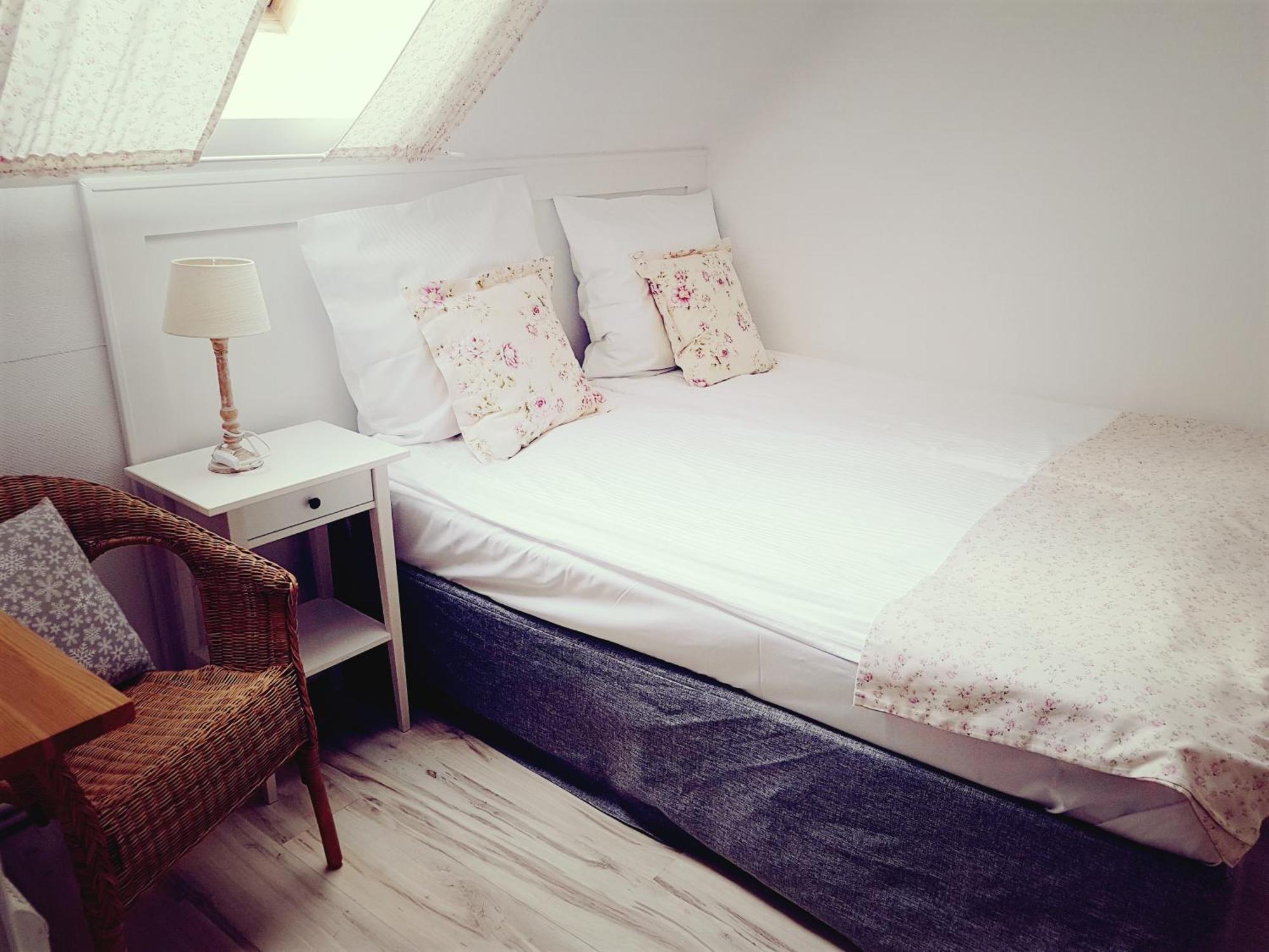 Srebrna Góra Folwark Leszczynowkaヴィラ 部屋 写真